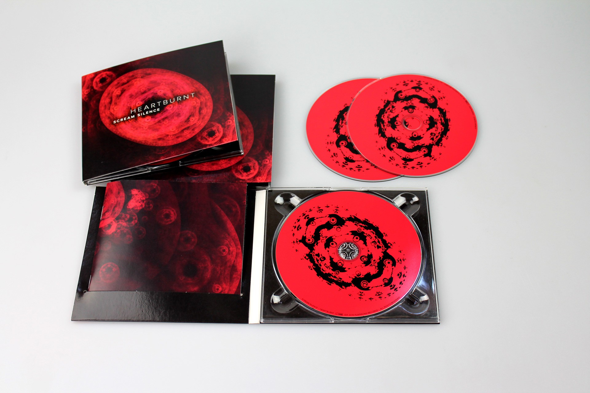 03cd-digipac_heartburnt_scream-silence